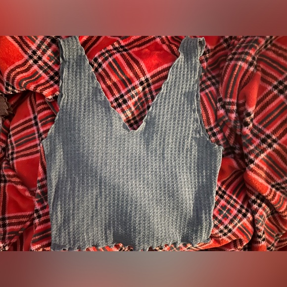 Tank top - Picture 2 of 3